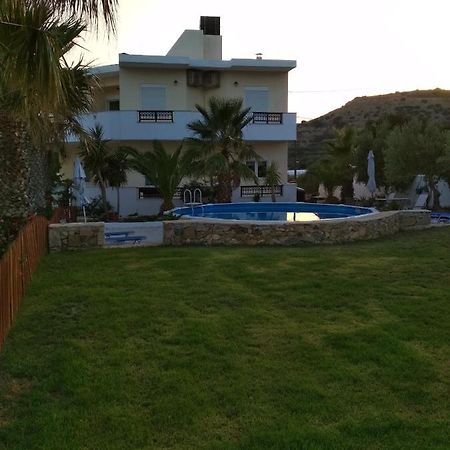 Villa Doxa Ierápetra Exteriör bild