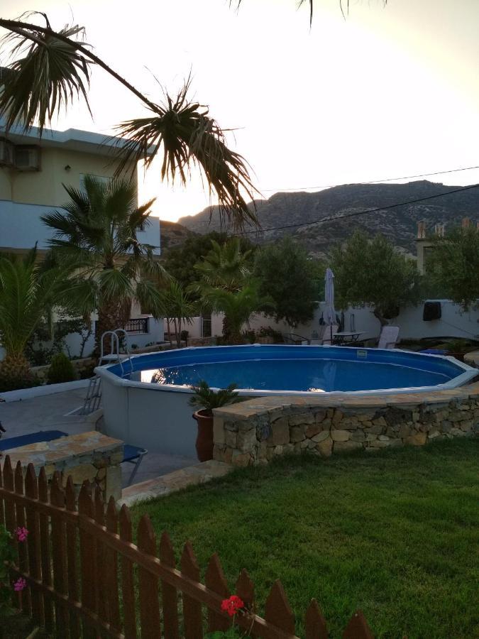 Villa Doxa Ierápetra Exteriör bild